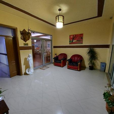 Hotel Kalemi Corovode Ngoại thất bức ảnh
